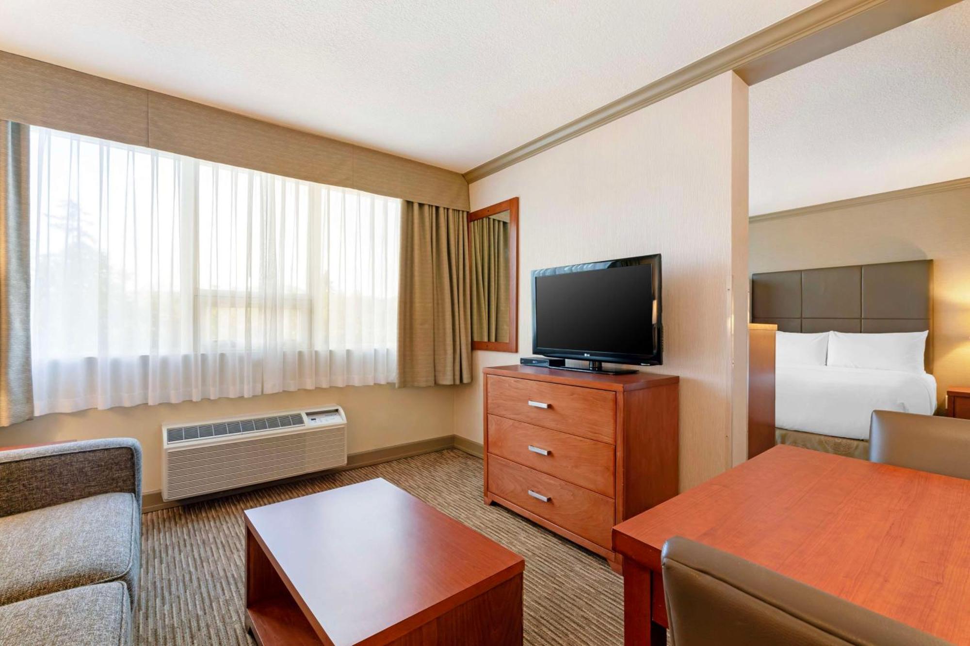 Best Western Plus Barclay Hotel Port Alberni Exteriör bild