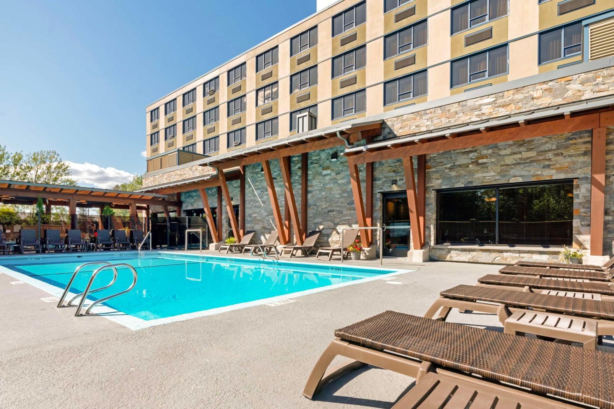 Best Western Plus Barclay Hotel Port Alberni Exteriör bild